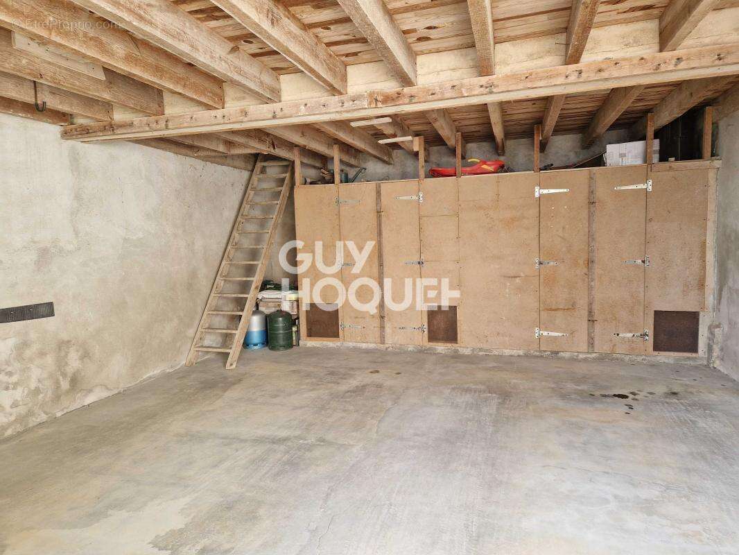 Maison à BREUIL-LA-REORTE