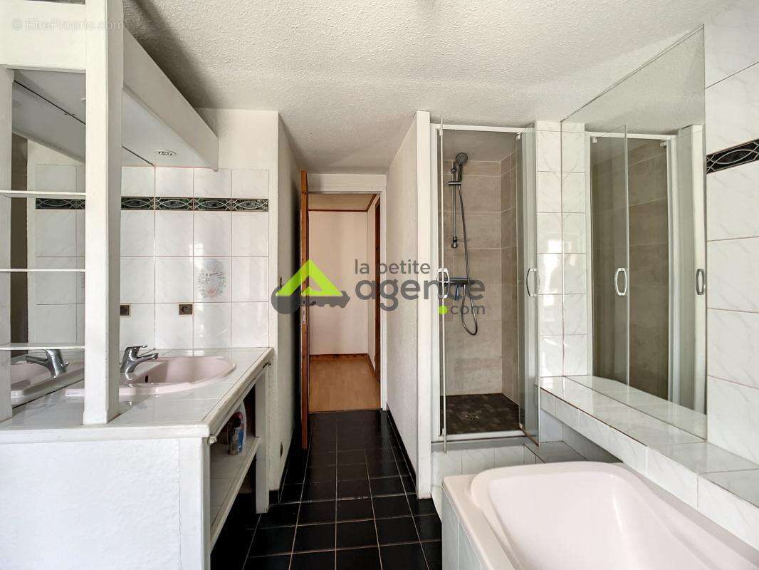 Maison en pierre - GUERET - photo 11