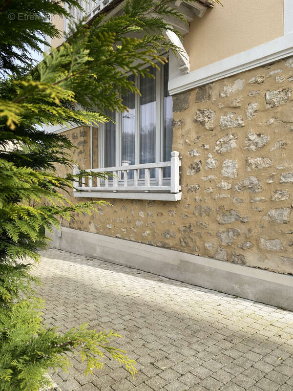 Nouvelle exclusivité centre ville etampes maison de caractere  240 m2 5chambres - photo 10
