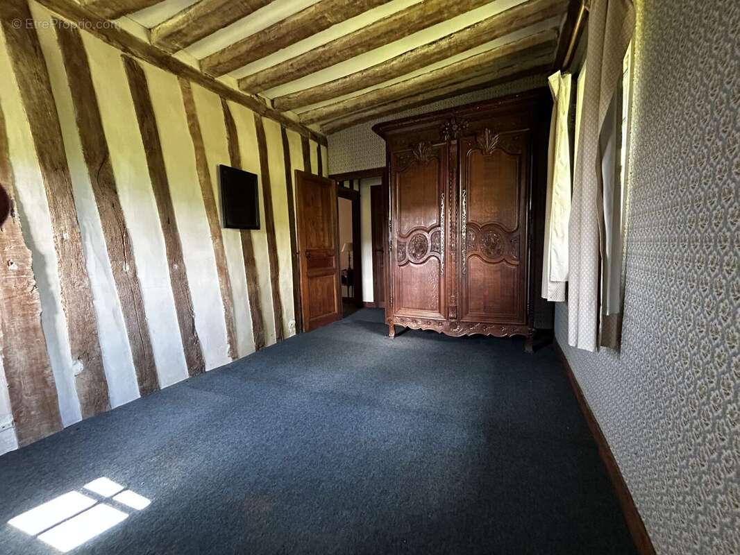 Maison à PONT-L'EVEQUE