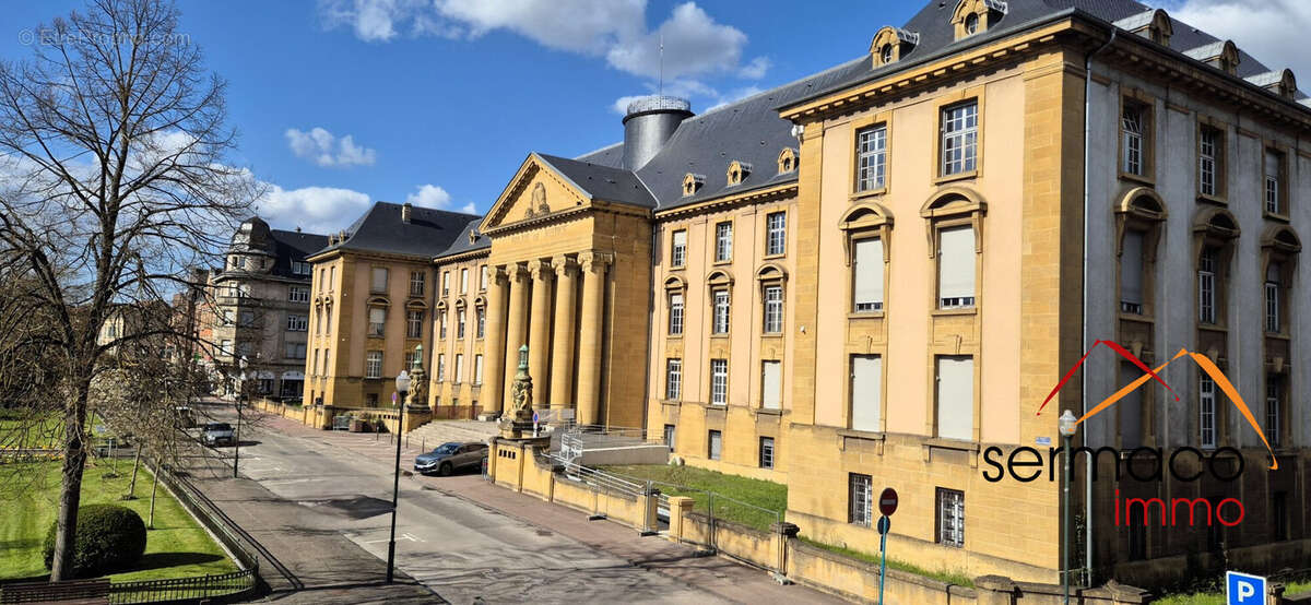 vue sur le tribunal - Appartement à SARREGUEMINES