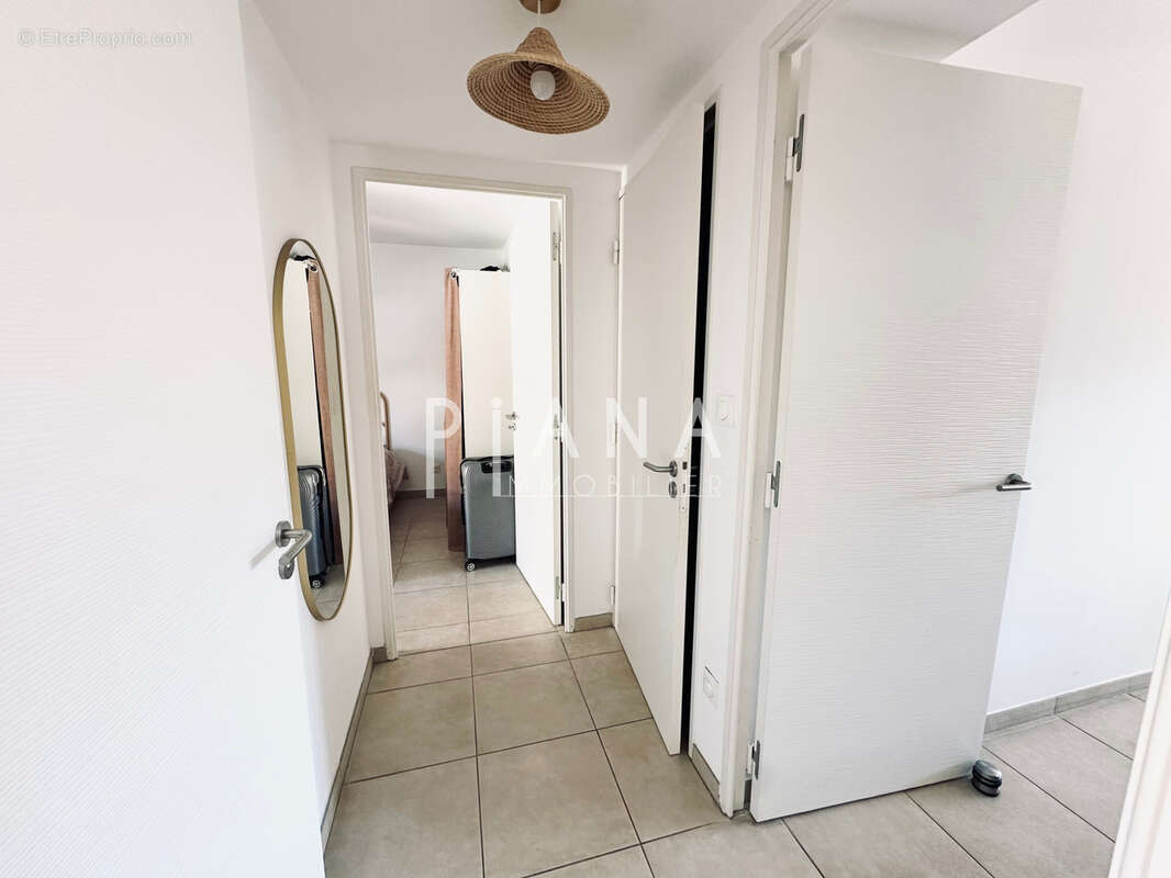 Appartement à MARSEILLE-5E