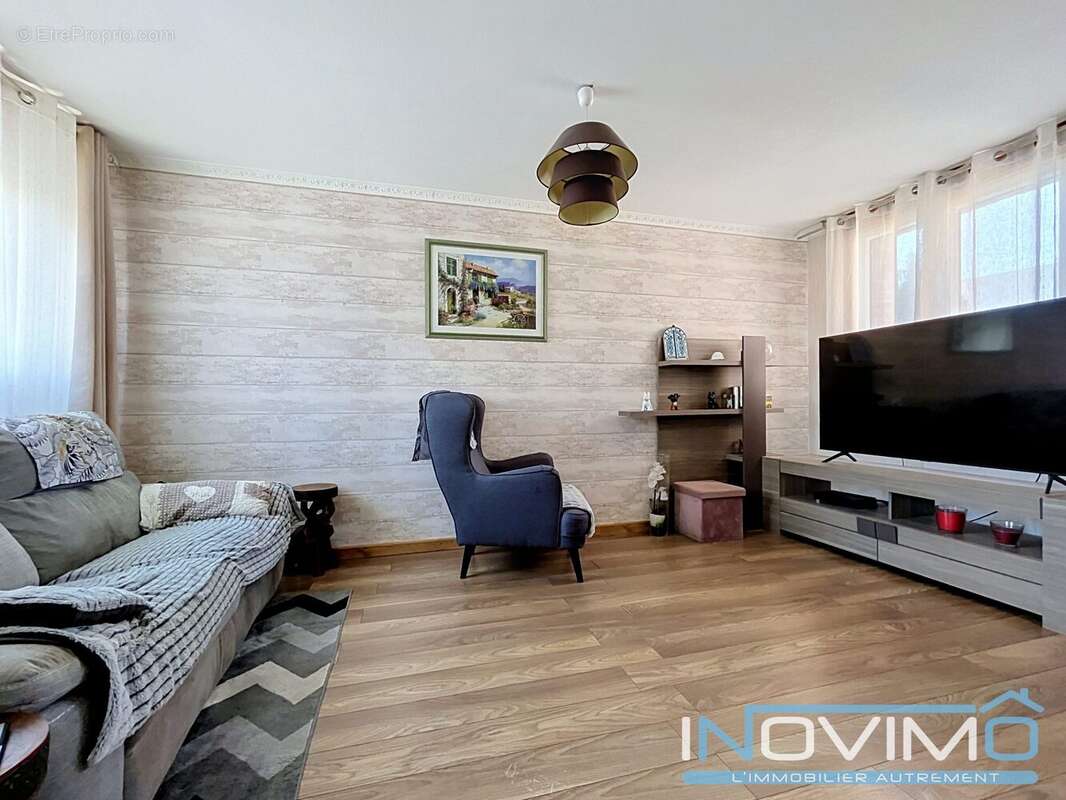 Maison 132 m² à Coudekerque-Branche  - photo 2