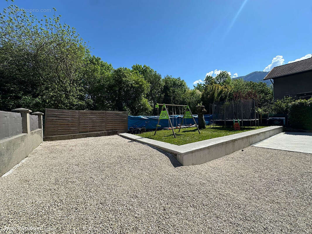 Appartement à CLUSES