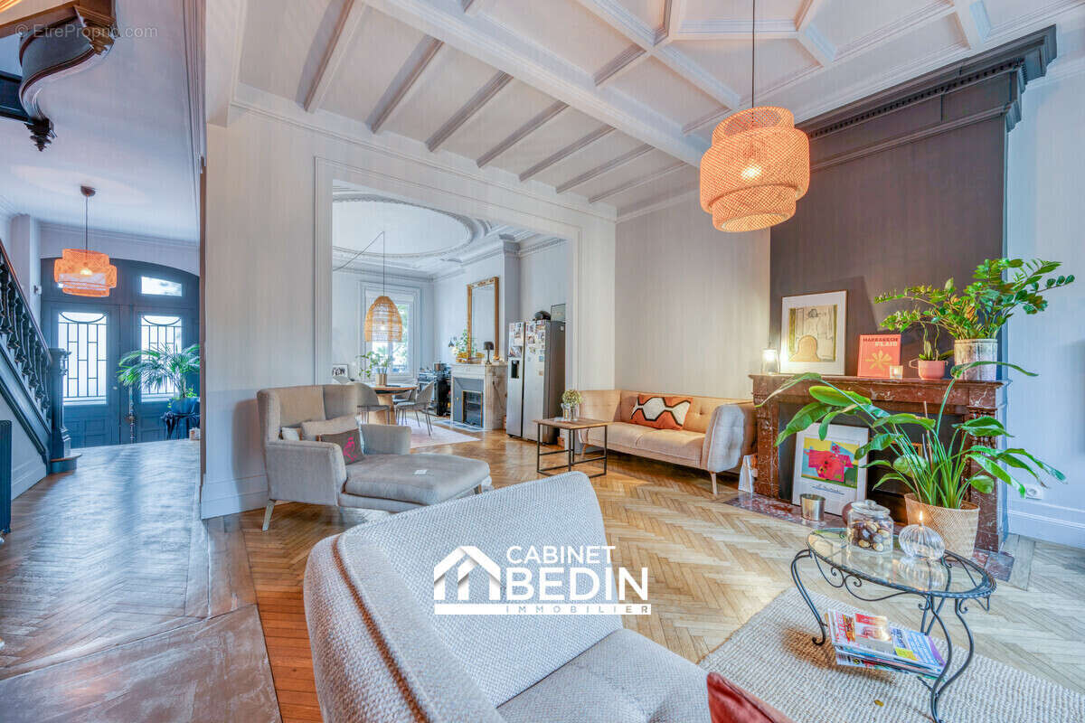 Maison 180 m² à Bordeaux  - photo 2