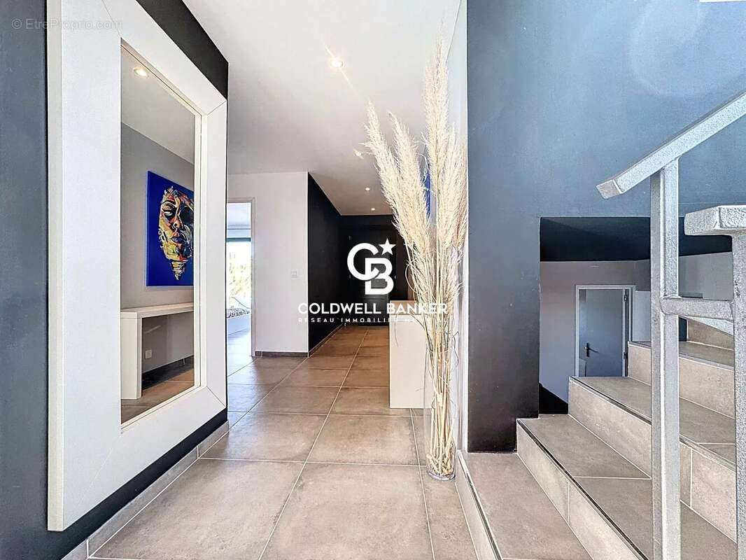 Maison à LES ADRETS-DE-L'ESTEREL