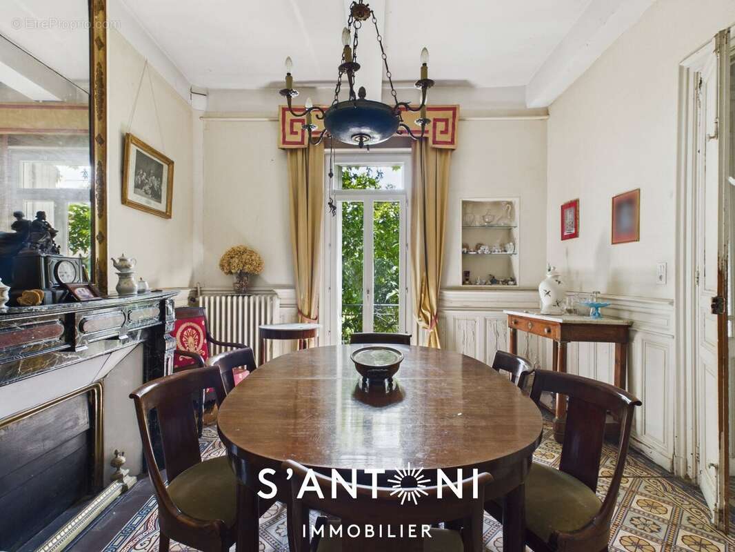 Maison à VILLENEUVE-LES-BEZIERS