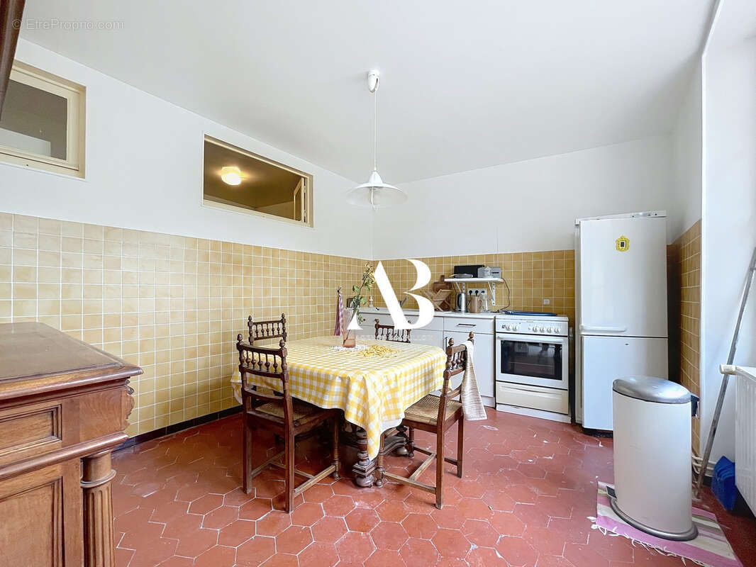 Maison à MONTIGNY-LENCOUP