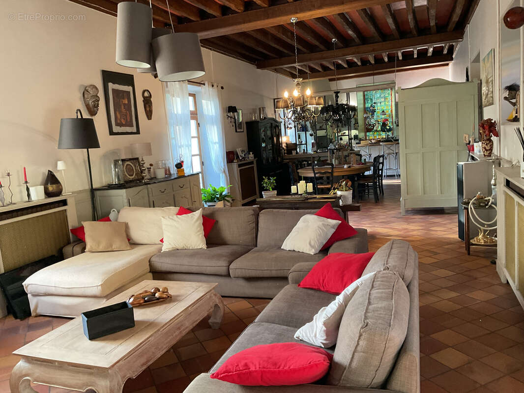 Maison à RIS-ORANGIS