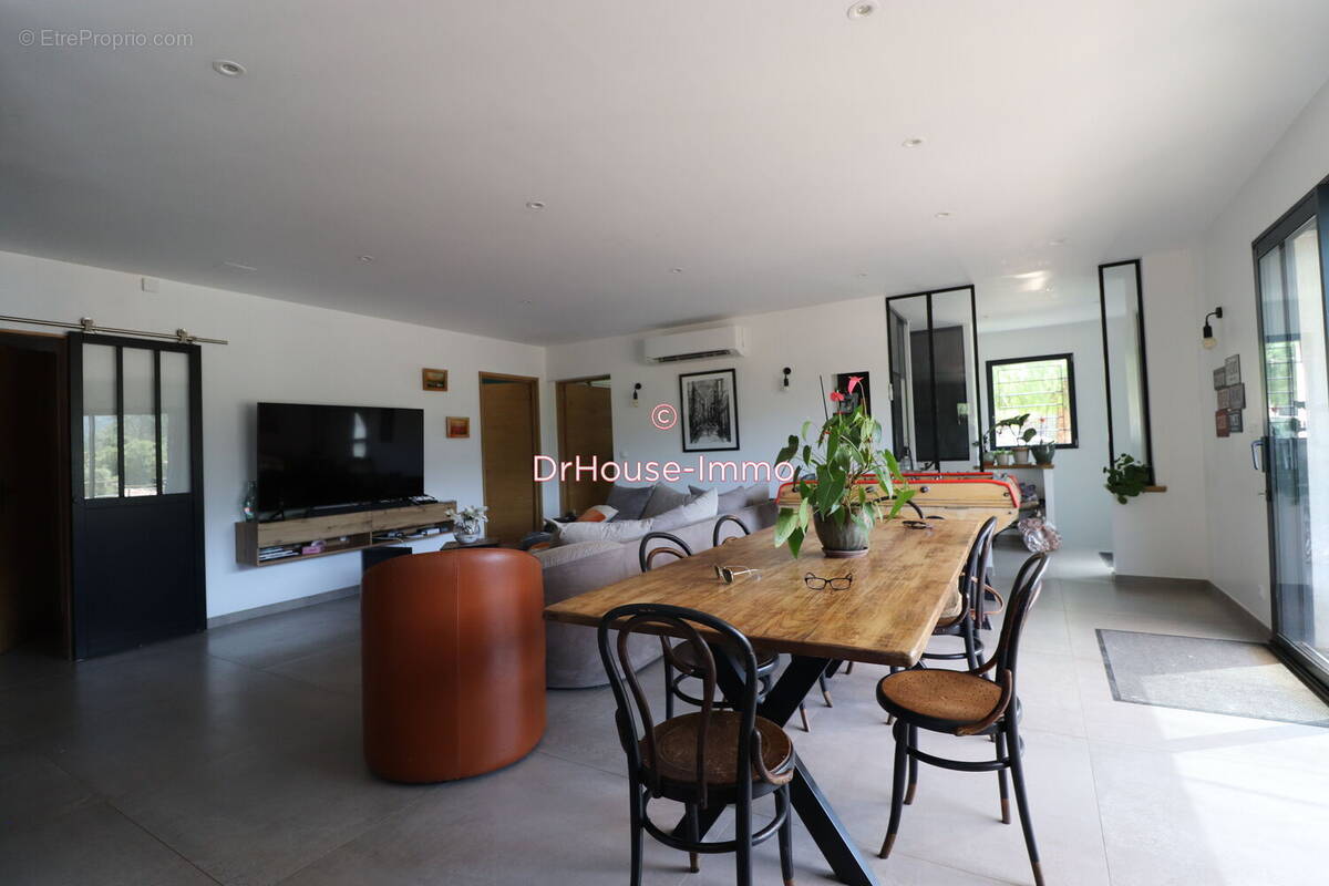 Maison à PORTO-VECCHIO