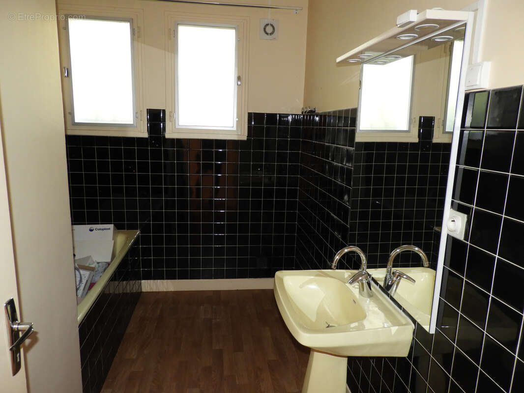 Maison à VILLEFRANCHE-DE-ROUERGUE