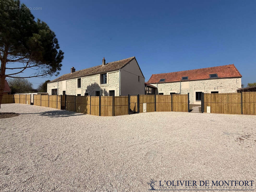 Maison à MONTFORT-L'AMAURY