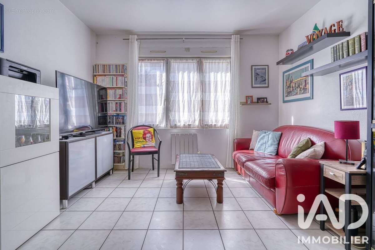 Photo 5 - Appartement à SAINT-GERMAIN-LES-CORBEIL