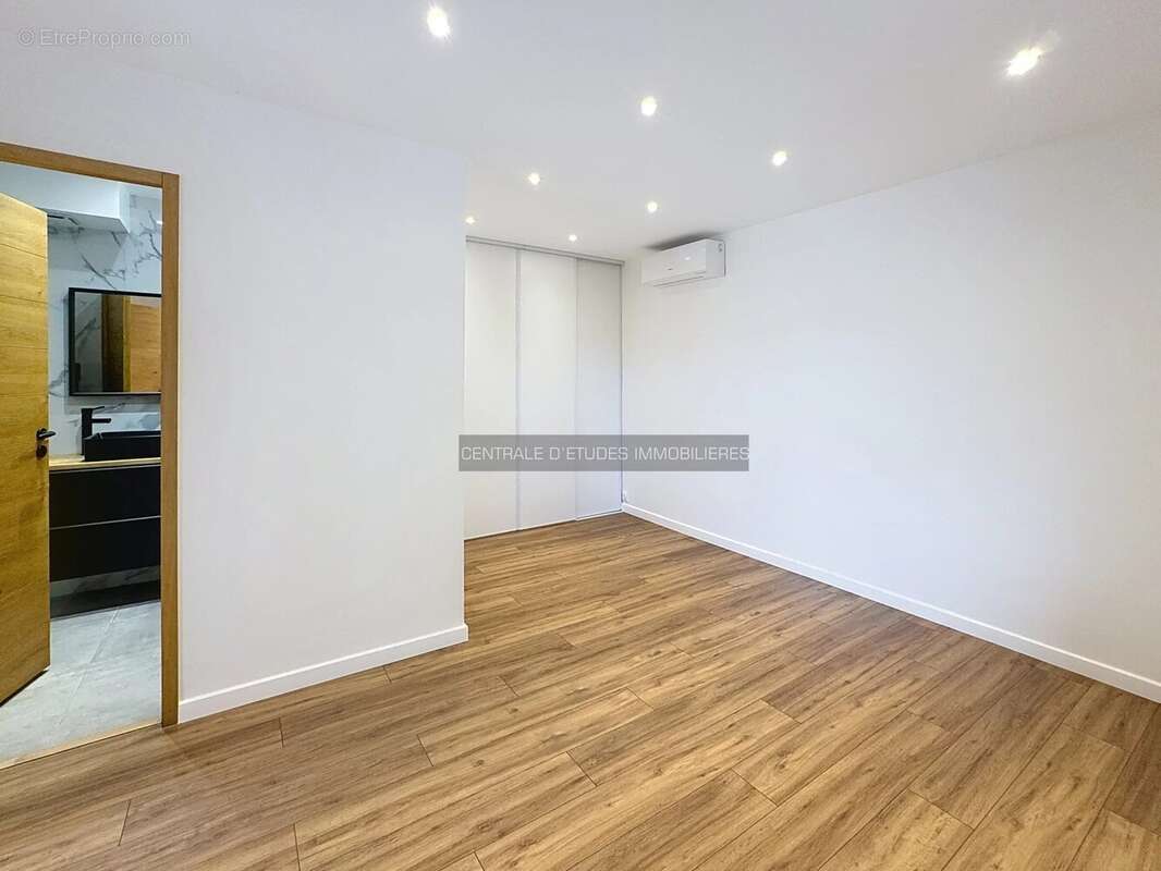 Maison à LES ADRETS-DE-L'ESTEREL