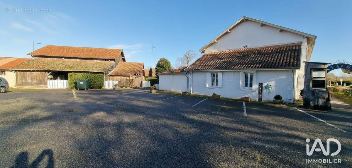 Photo 1 - Commerce à SAINT-PAUL-EN-BORN