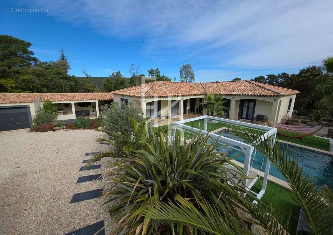 Maison à PLAN-D&#039;AUPS-SAINTE-BAUME