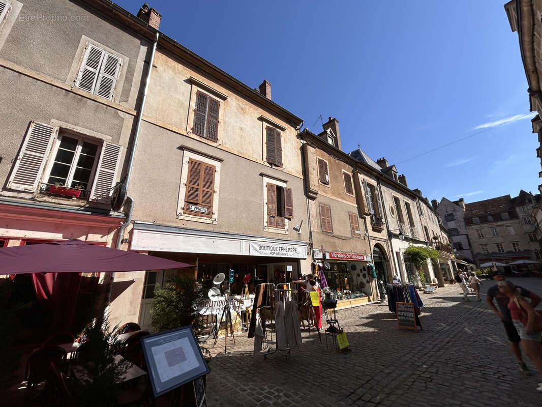 Commerce à SEMUR-EN-AUXOIS