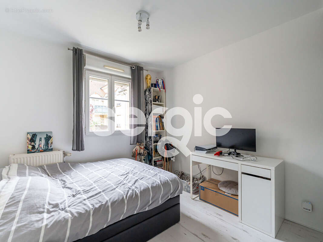 Appartement à BUSSY-SAINT-GEORGES