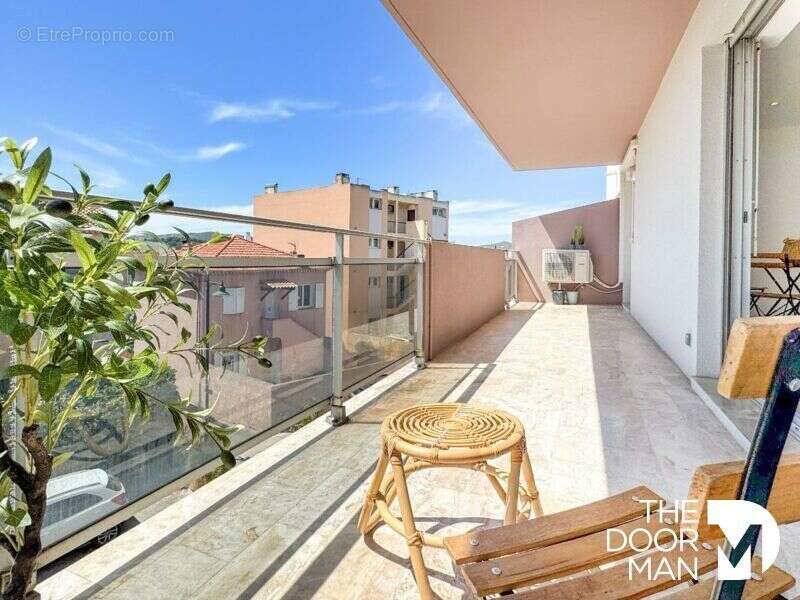 Appartement à LE LAVANDOU