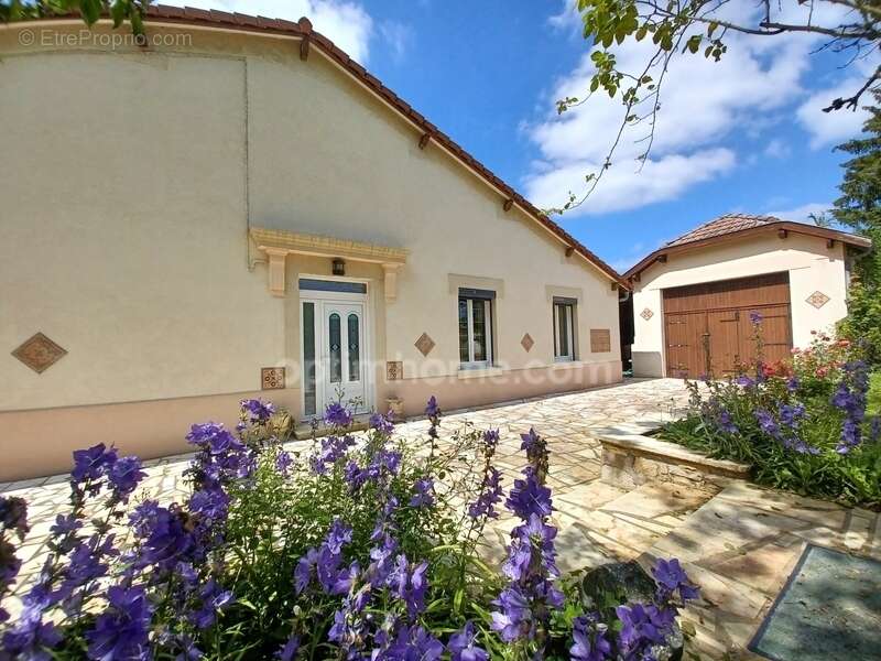 Maison à CONSENVOYE