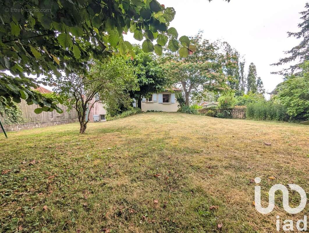 Photo 2 - Maison à MAZEROLLES