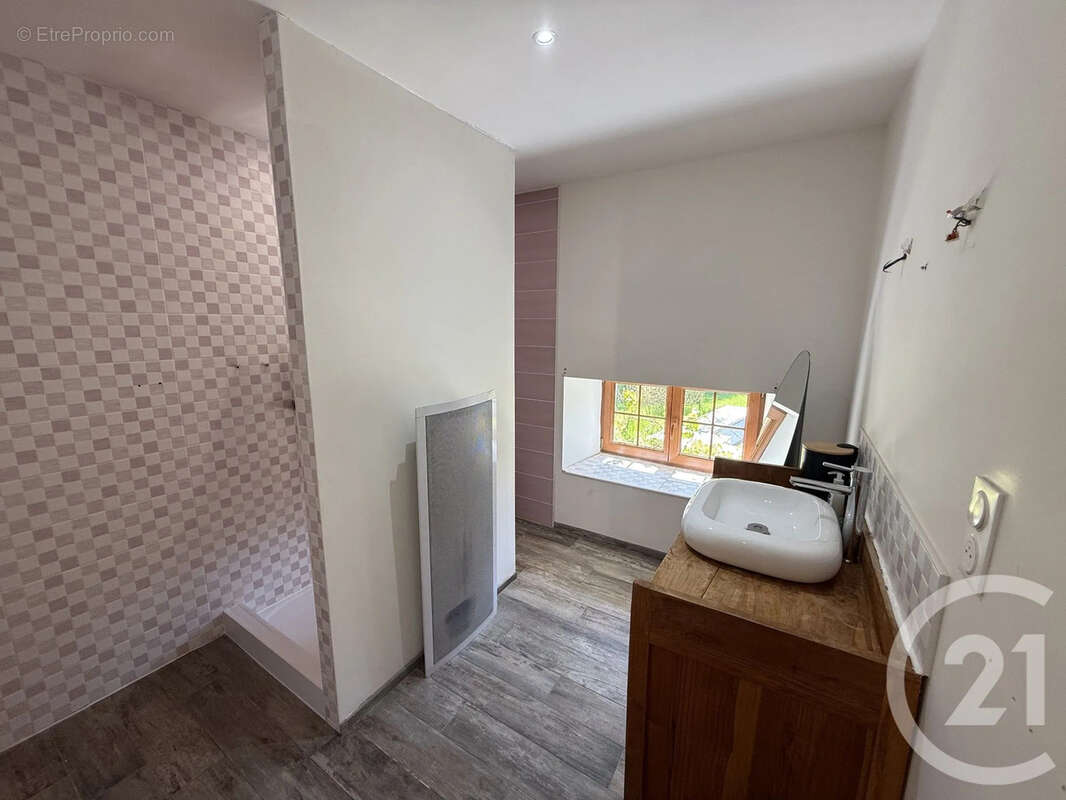 Maison 158 m² à Dommartin-Aux-Bois  - photo 12