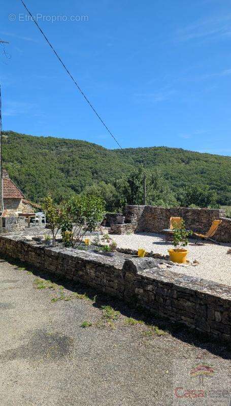 Maison à CALVIGNAC