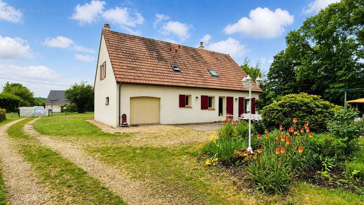 Maison à FILLE