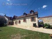 58852000a.jpg - Maison à FRESNOY-EN-THELLE