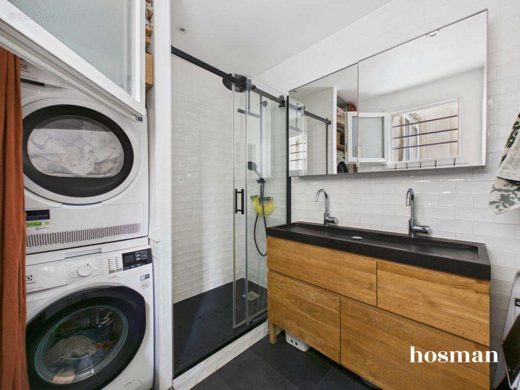 Appartement à PARIS-10E