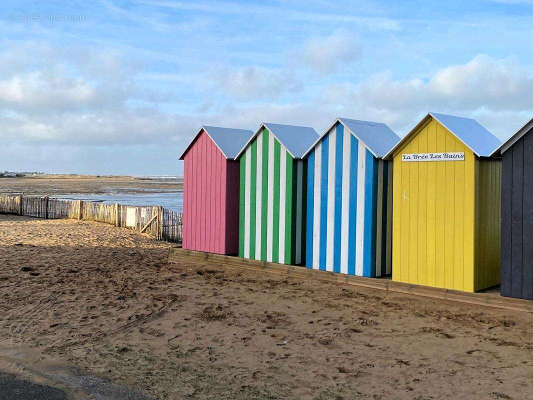 Appartement à LA BREE-LES-BAINS