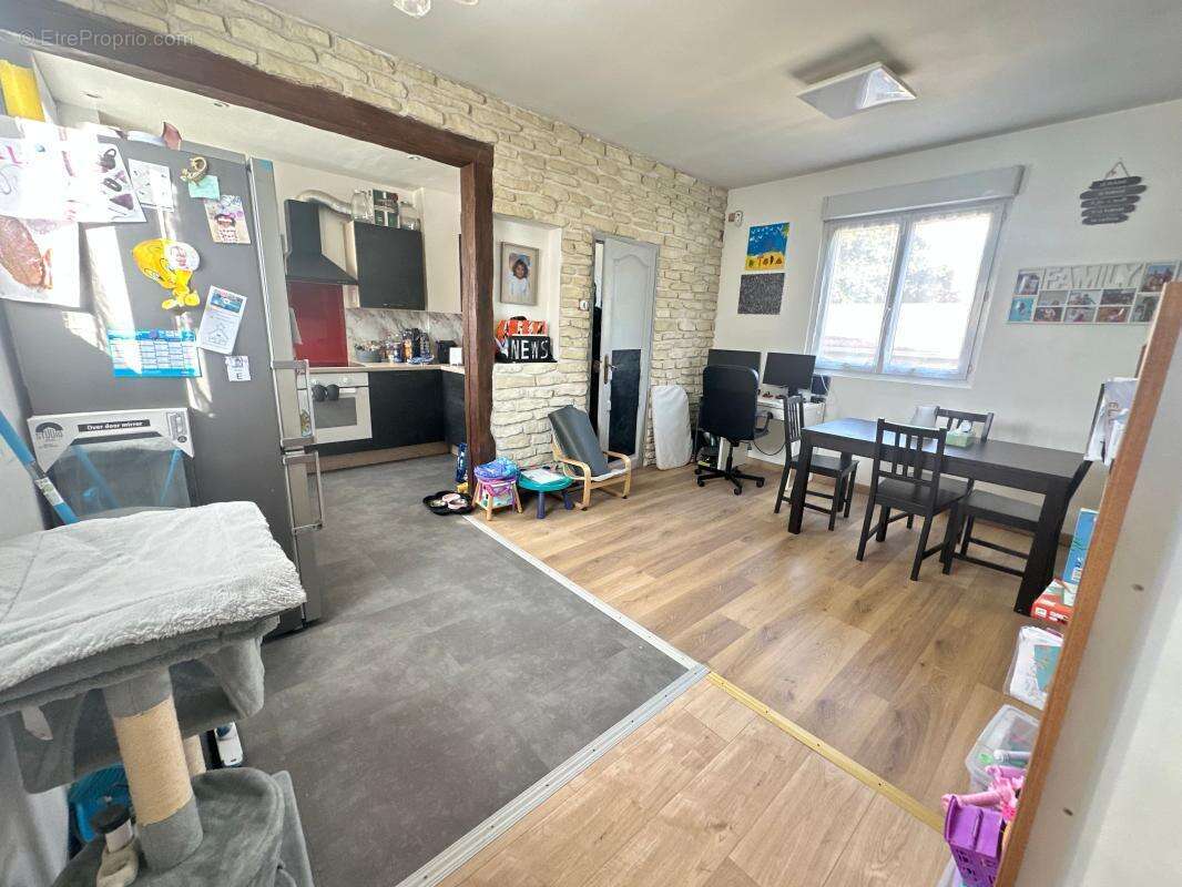 Maison à VILLEMOMBLE