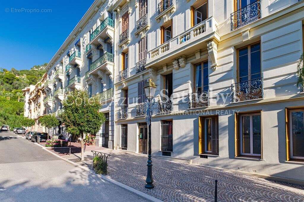 Appartement à BEAULIEU-SUR-MER