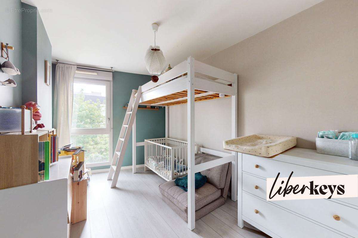 Appartement à GENNEVILLIERS