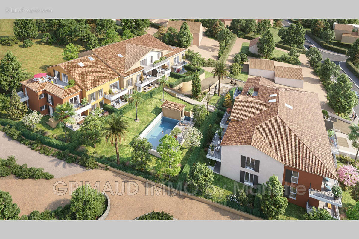 Appartement à COGOLIN