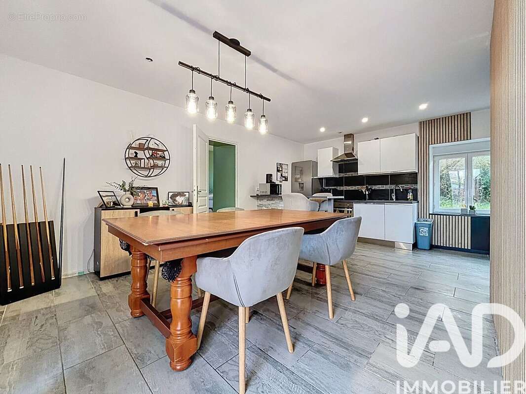 Photo 4 - Maison à LE TRONCHET