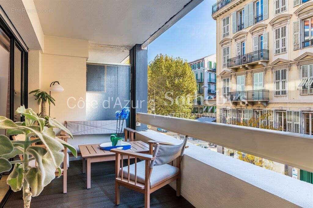 Appartement à NICE
