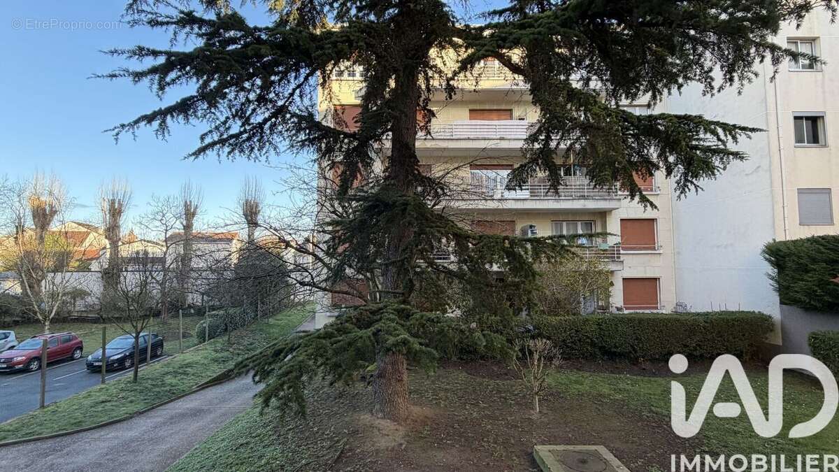 Photo 2 - Appartement à LE PERREUX-SUR-MARNE