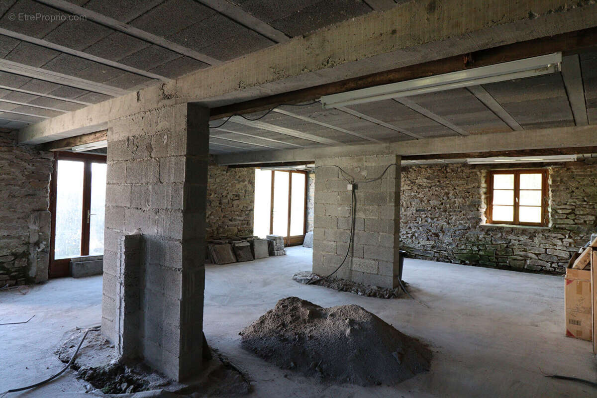 Maison à MADRANGES