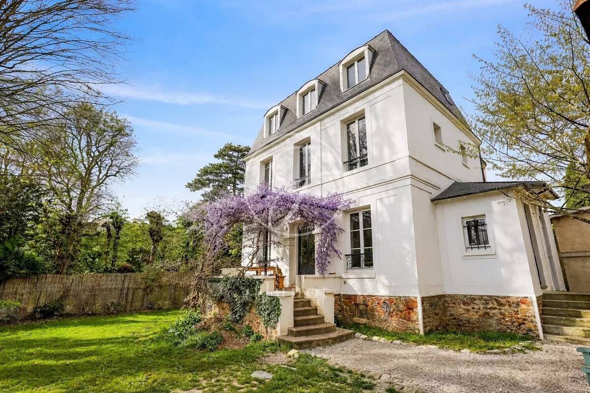 Maison à LE VESINET