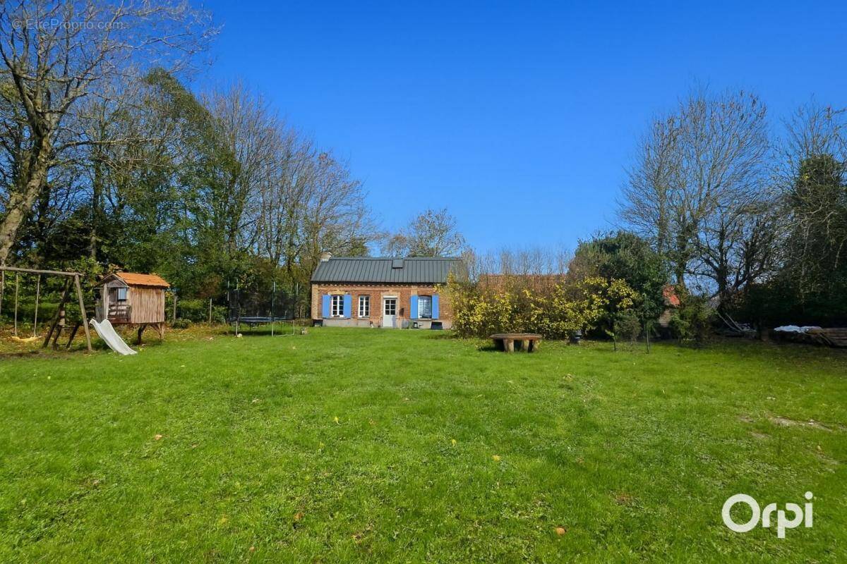 Maison à VIEILLE-EGLISE