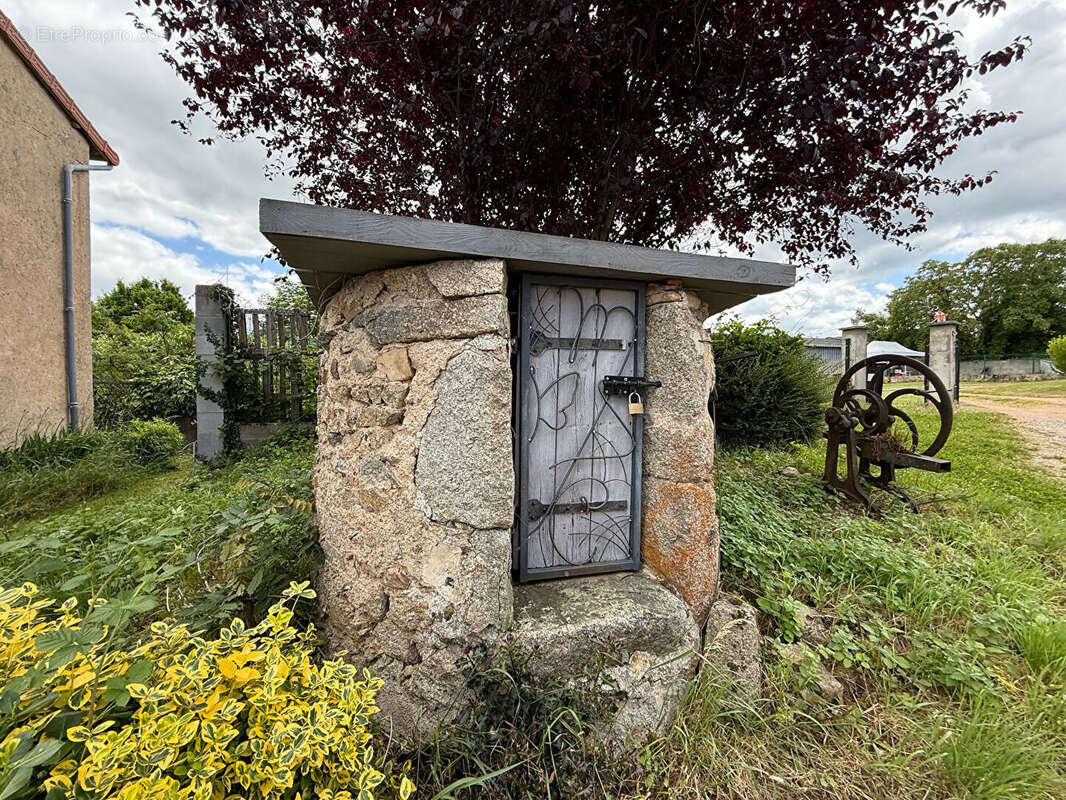 Appartement à RENAISON