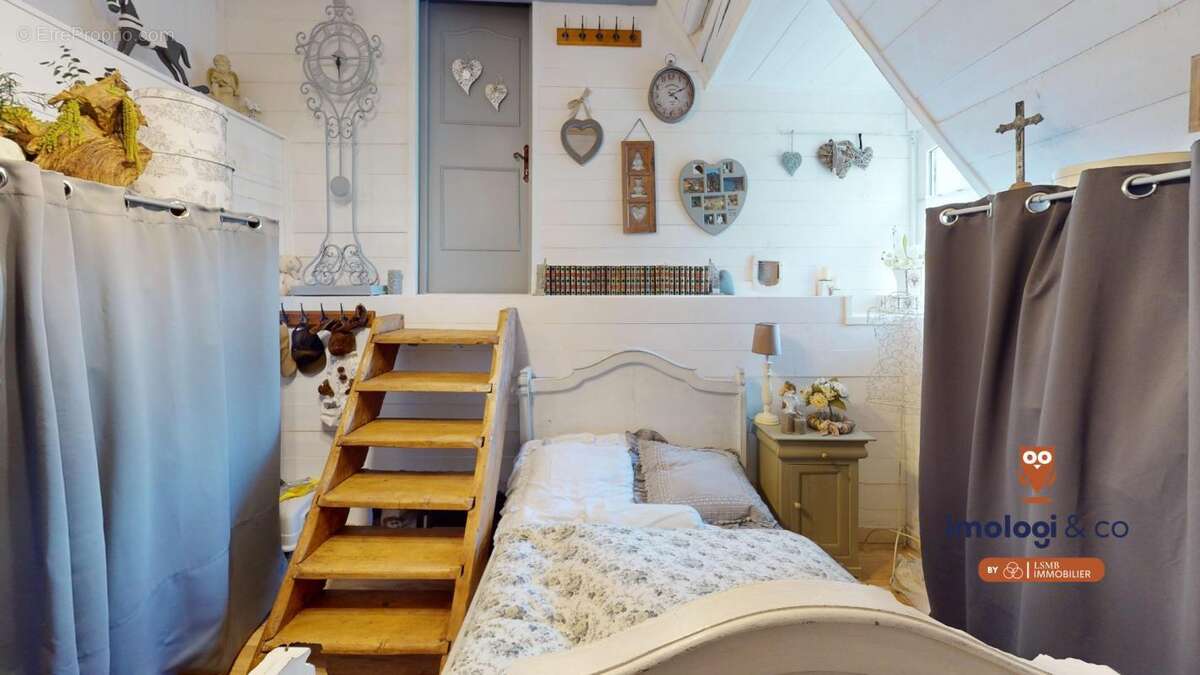 Maison à OYE-ET-PALLET