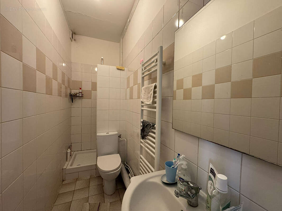 Appartement à AUBERVILLIERS