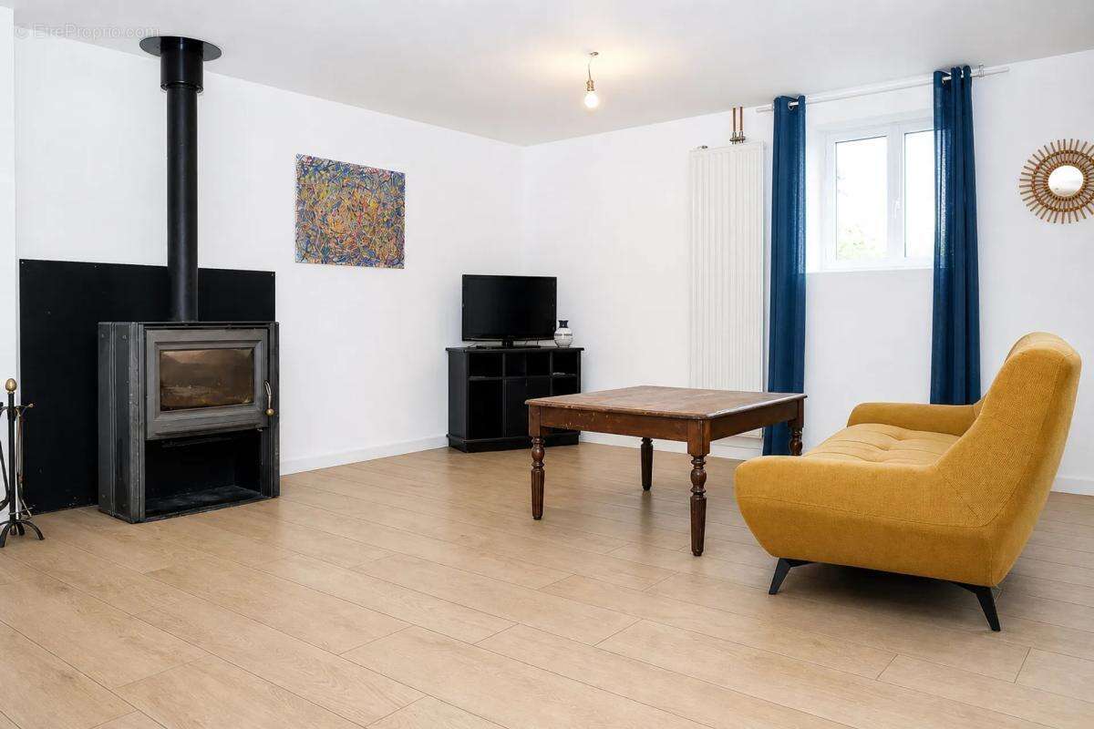 Grande maison de 5 pièces, 185 m², à Senonnes - photo 2