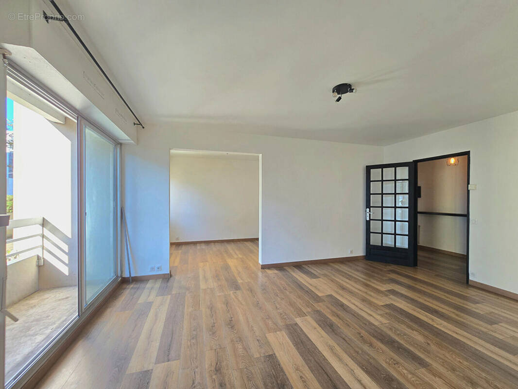 Appartement à REZE