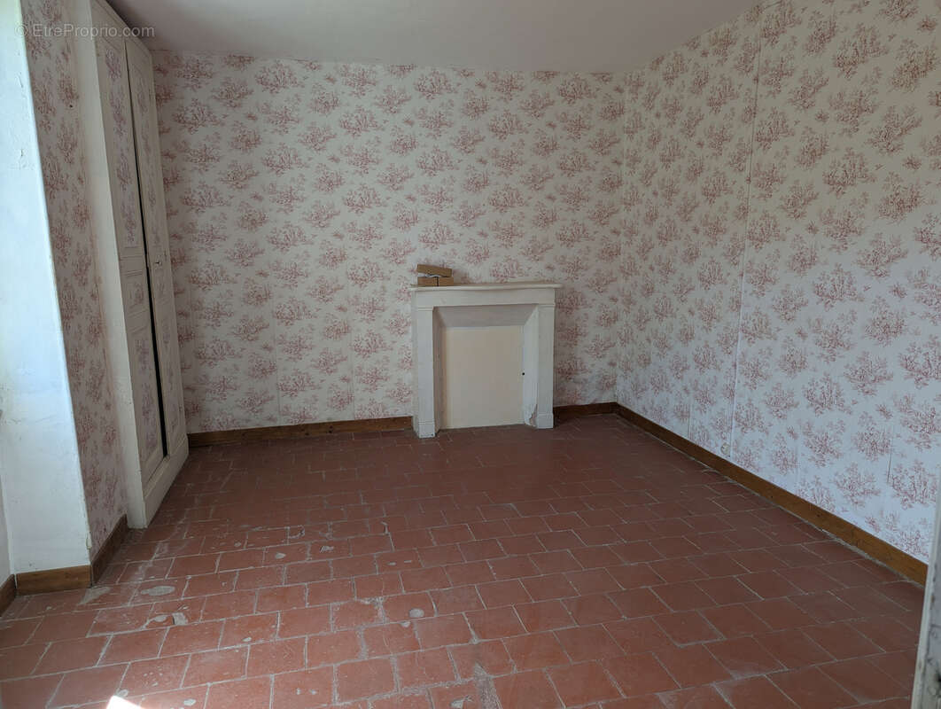 Maison à NEUVY-SAINT-SEPULCHRE