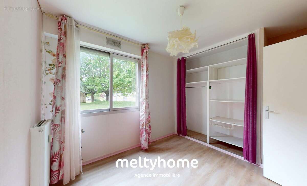 Appartement à HEROUVILLE-SAINT-CLAIR