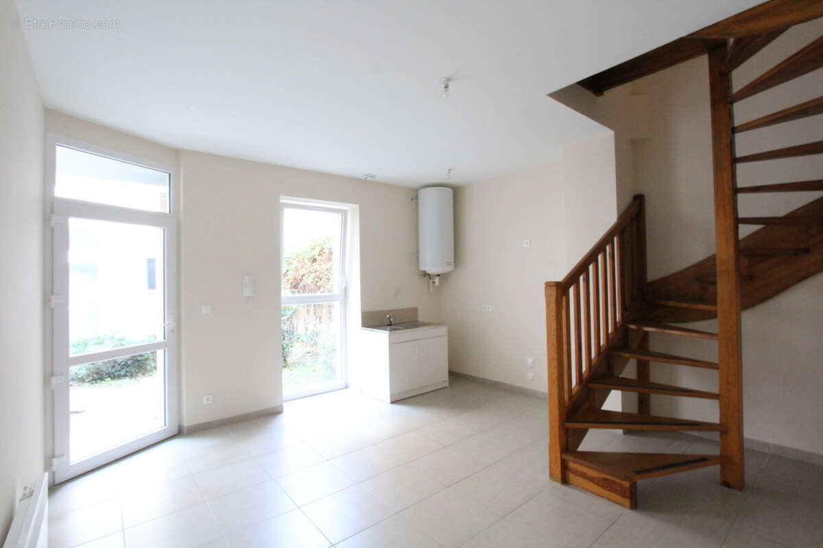 Appartement à LA CHARITE-SUR-LOIRE