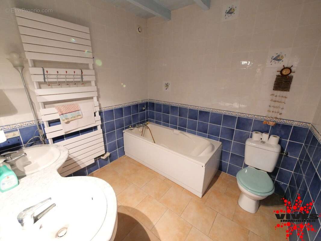 Maison à NISSAN-LEZ-ENSERUNE